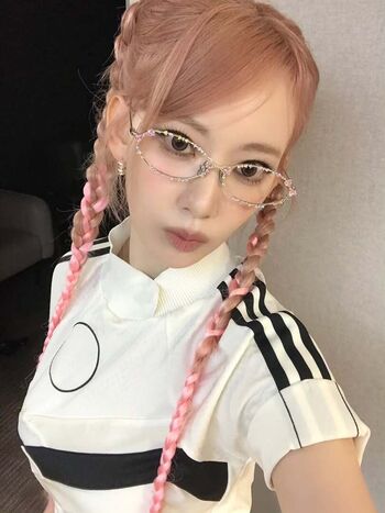 Sakura miyawaki page leaked private photo uncensored HD quality
