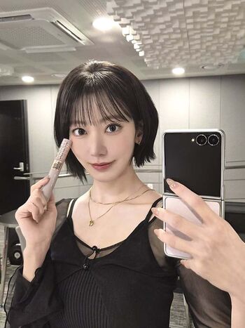 Sakura miyawaki page leaked private photo uncensored HD quality