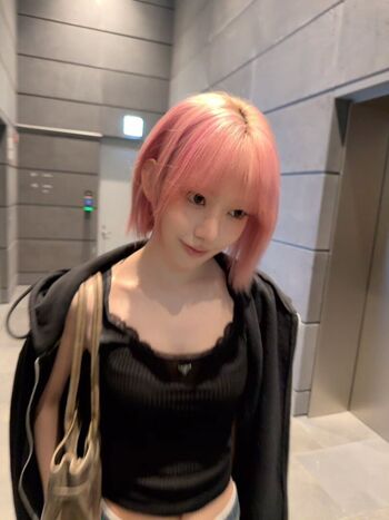 Sakura miyawaki page leaked private photo uncensored HD quality