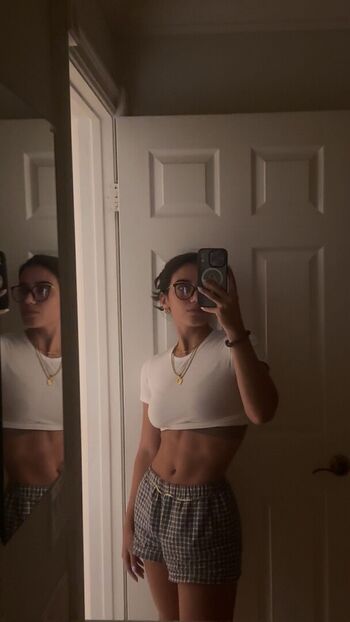 Sara saffari page leaked private photo uncensored HD quality