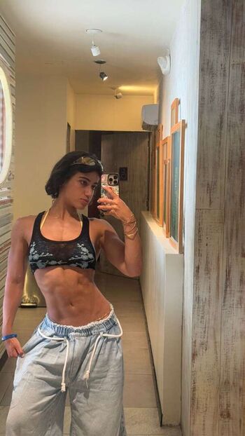 Sara saffari leaked private photo uncensored HD quality