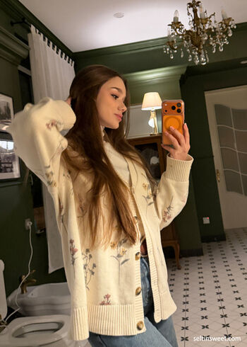 Selti  page leaked private photo uncensored HD quality