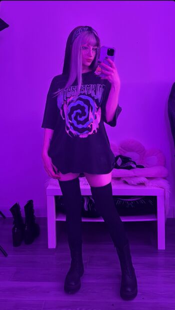 Shiro kitsune leaked private photo uncensored HD quality