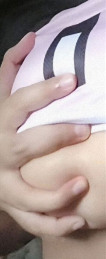 Shknhdzn leaked private photo uncensored HD quality