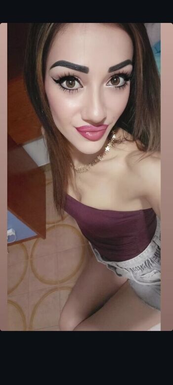 Siriasuncolor leaked private photo uncensored HD quality
