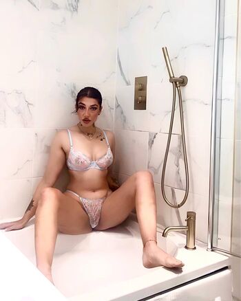 Snowbunny teens leaked private photo uncensored HD quality