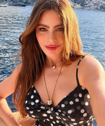 Sofia vergara  page leaked private photo uncensored HD quality