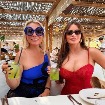 Sofia vergara  page leaked private photo uncensored HD quality