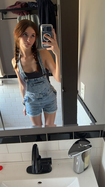 Soggyalien leaked private photo uncensored HD quality