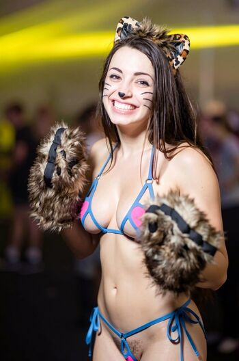 Some asmrtist page leaked private photo uncensored HD quality