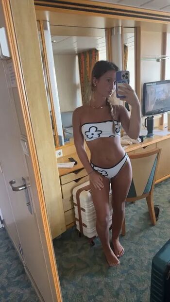 Sophia sentner leaked private photo uncensored HD quality