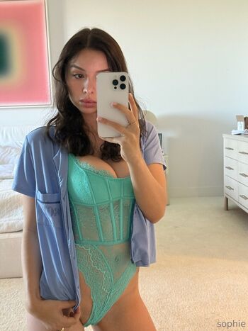 Sophie mudd  page leaked private photo uncensored HD quality