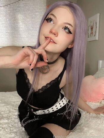 Strawbeariemilkk  page leaked private photo uncensored HD quality