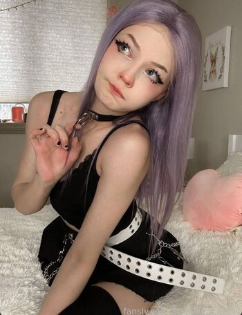 Strawbeariemilkk  page leaked private photo uncensored HD quality