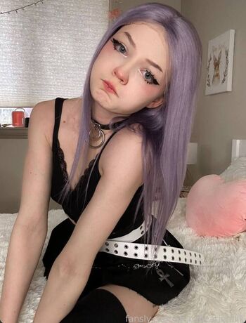 Strawbeariemilkk  page leaked private photo uncensored HD quality