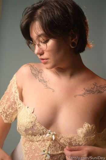 Sunidey  page leaked private photo uncensored HD quality