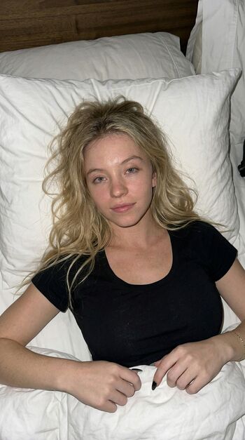 Sydney sweeney ai porn page leaked private photo uncensored HD quality