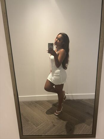 Sydneyjhadei leaked private photo uncensored HD quality