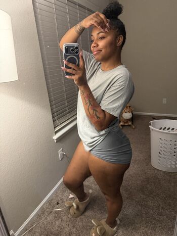 Sydneyjhadei leaked private photo uncensored HD quality