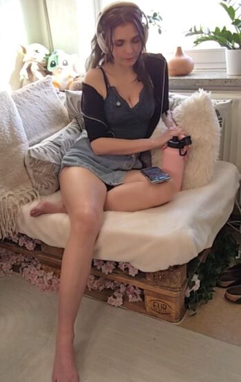 Tania derveaux page leaked private photo uncensored HD quality
