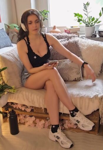 Tania derveaux page leaked private photo uncensored HD quality