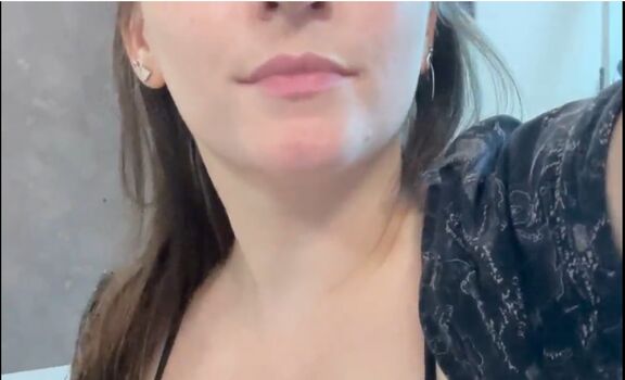 Tarathewitch leaked private photo uncensored HD quality