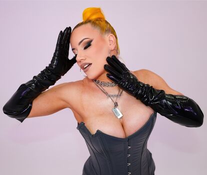 Taya valkyrie leaked private photo uncensored HD quality
