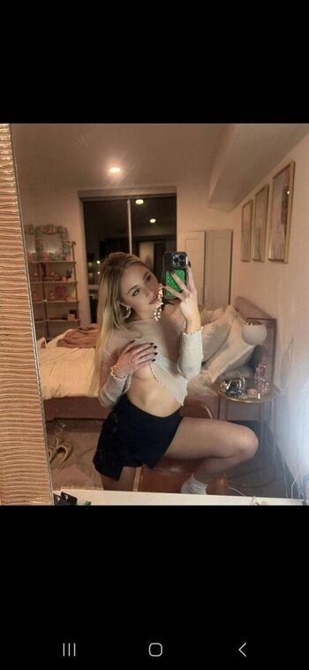 Taylor hudson  page leaked private photo uncensored HD quality
