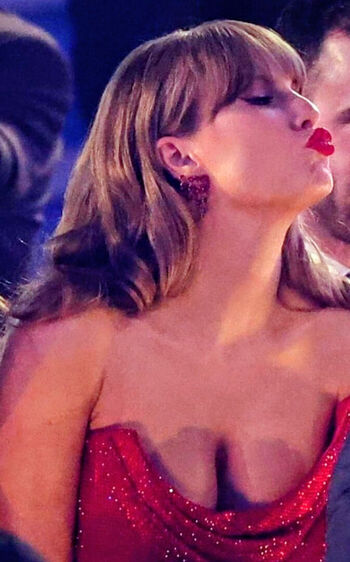 Taylor swift  page leaked private photo uncensored HD quality