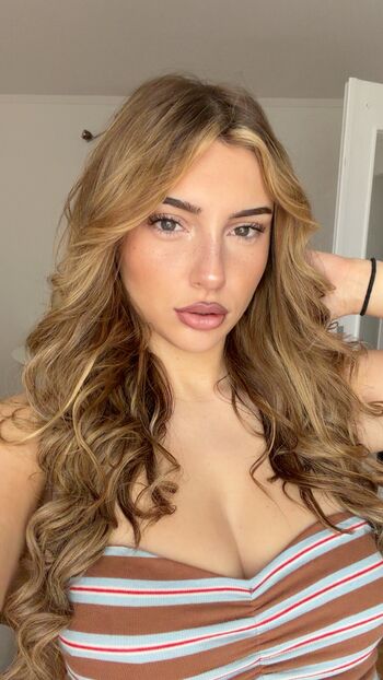 Toomuchlucile page leaked private photo uncensored HD quality
