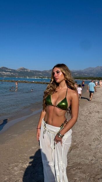 Toomuchlucile leaked private photo uncensored HD quality