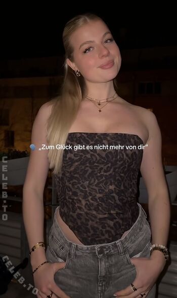 Vallixpauline page leaked private photo uncensored HD quality