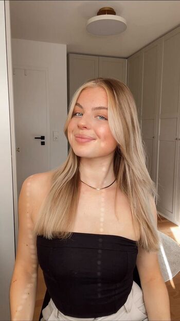 Vallixpauline page leaked private photo uncensored HD quality