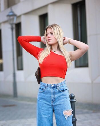 Vallixpauline page leaked private photo uncensored HD quality
