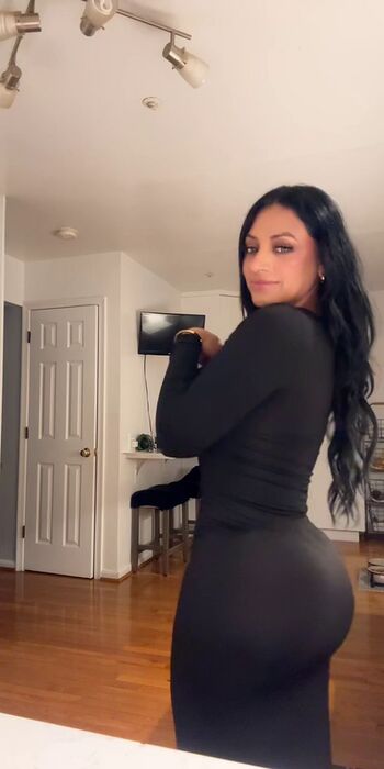 Vanessalucia leaked private photo uncensored HD quality