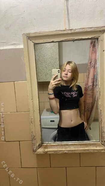 Verdievillanveva leaked private photo uncensored HD quality