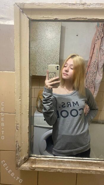 Verdievillanveva leaked private photo uncensored HD quality