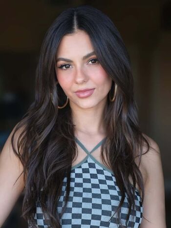 Victoria justice  page leaked private photo uncensored HD quality