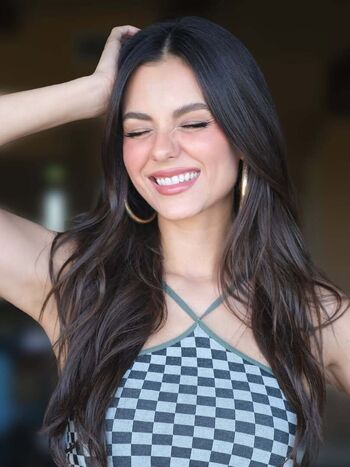 Victoria justice  page leaked private photo uncensored HD quality