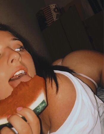 Victoriapetersen leaked private photo uncensored HD quality