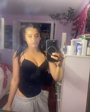 Wajeeha khan page leaked private photo uncensored HD quality