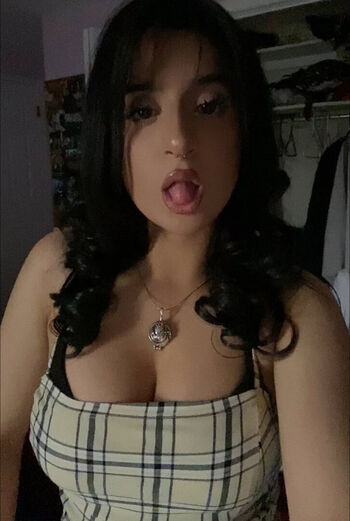Wajeeha khan leaked private photo uncensored HD quality