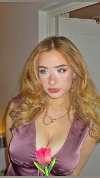 Yaboielina leaked private photo uncensored HD quality
