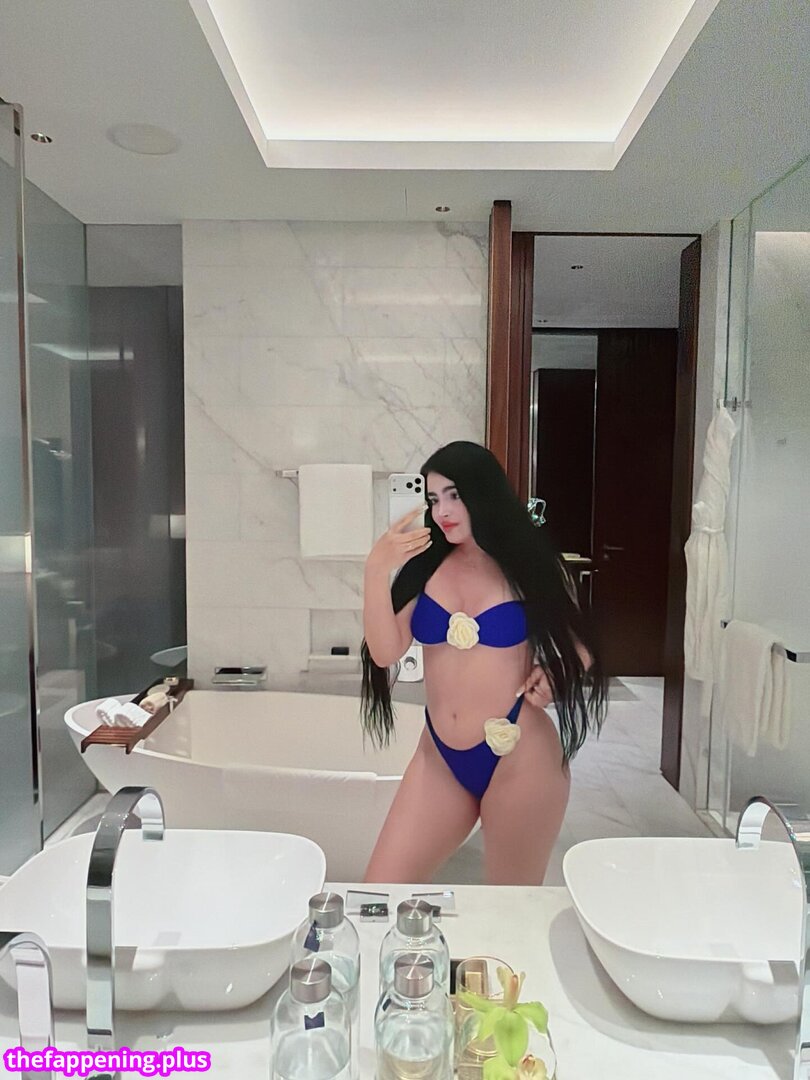 Paigemckinnon leaked private photo uncensored HD quality