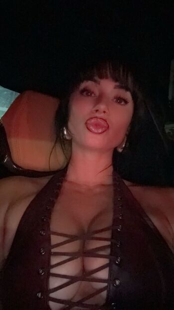Yesjulz  page leaked private photo uncensored HD quality