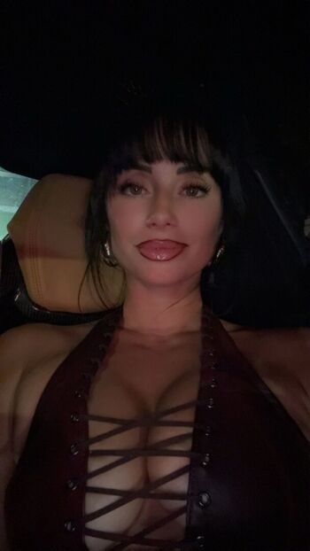 Yesjulz  page leaked private photo uncensored HD quality