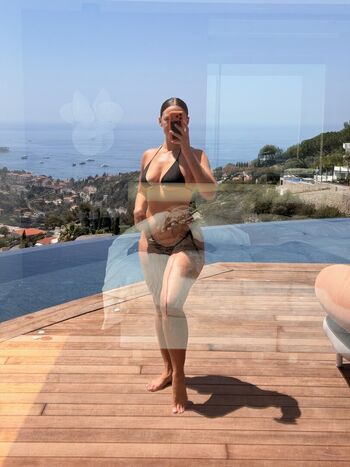 Yesjulz  page leaked private photo uncensored HD quality