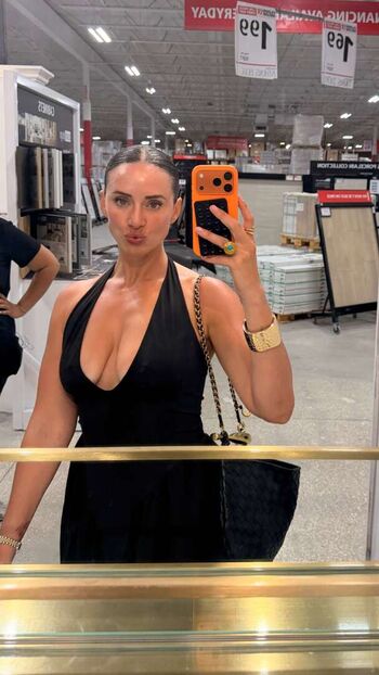 Yesjulz leaked private photo uncensored HD quality