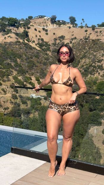 Yesjulz  page leaked private photo uncensored HD quality