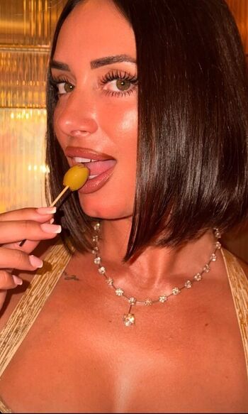 Yesjulz  page leaked private photo uncensored HD quality
